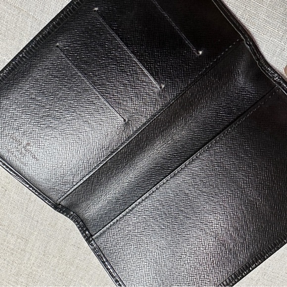 AUTHENTIC Louis Vuitton Wallet/billfold. Black. - Picture 16 of 16